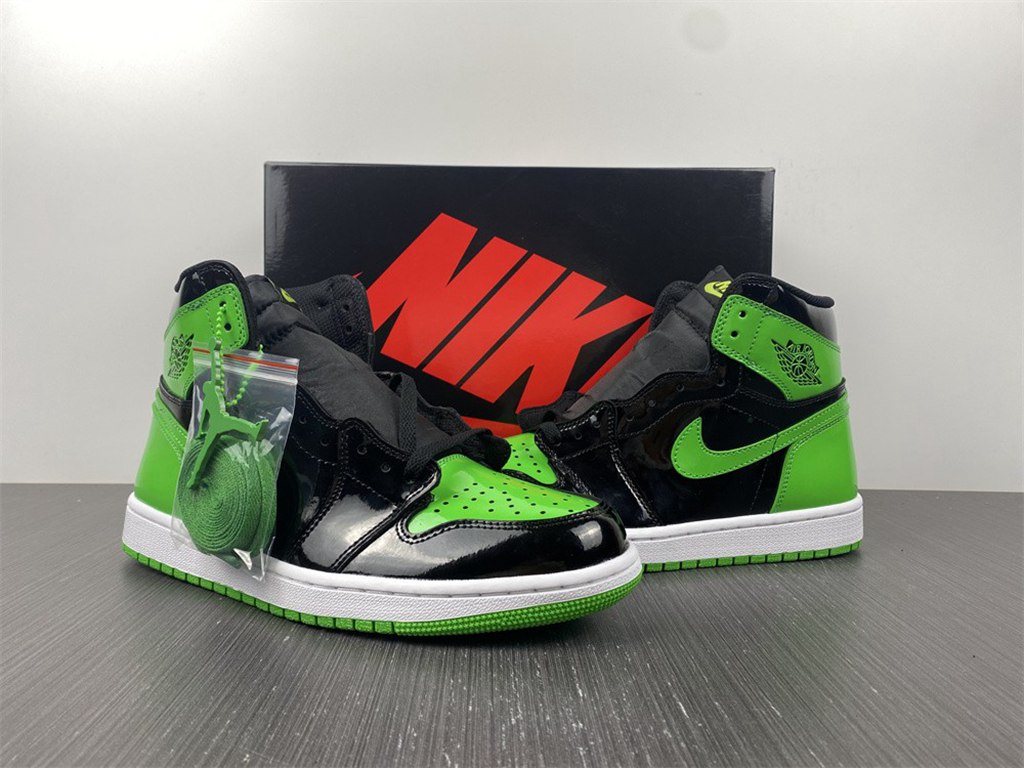 Air Jordan 1 Retr o OG AJ1 555088-030